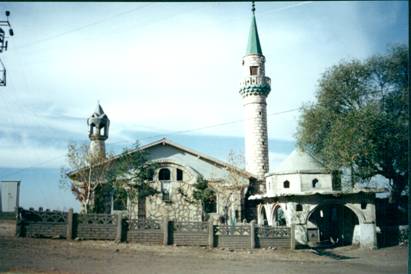  Akçapınar Yaylasında Bulunan Mescid ve Şadırvan