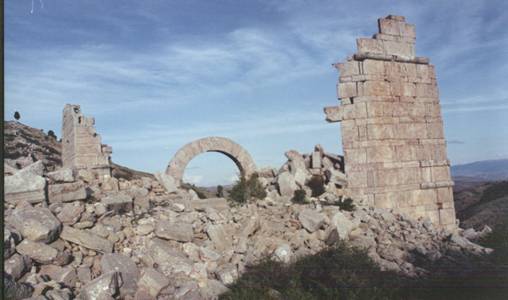 Heykeltraşlık Sanatı’na Ait Örneklerin Bulunduğu Bozkır Zengibar Harabeleri.  