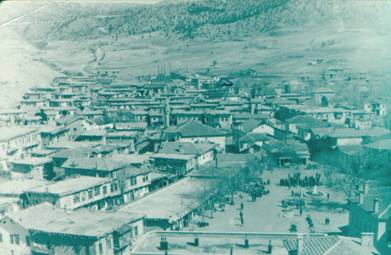 Siyah-Beyaz Türde Bozkır’dan Bir Manzara Fotoğrafı